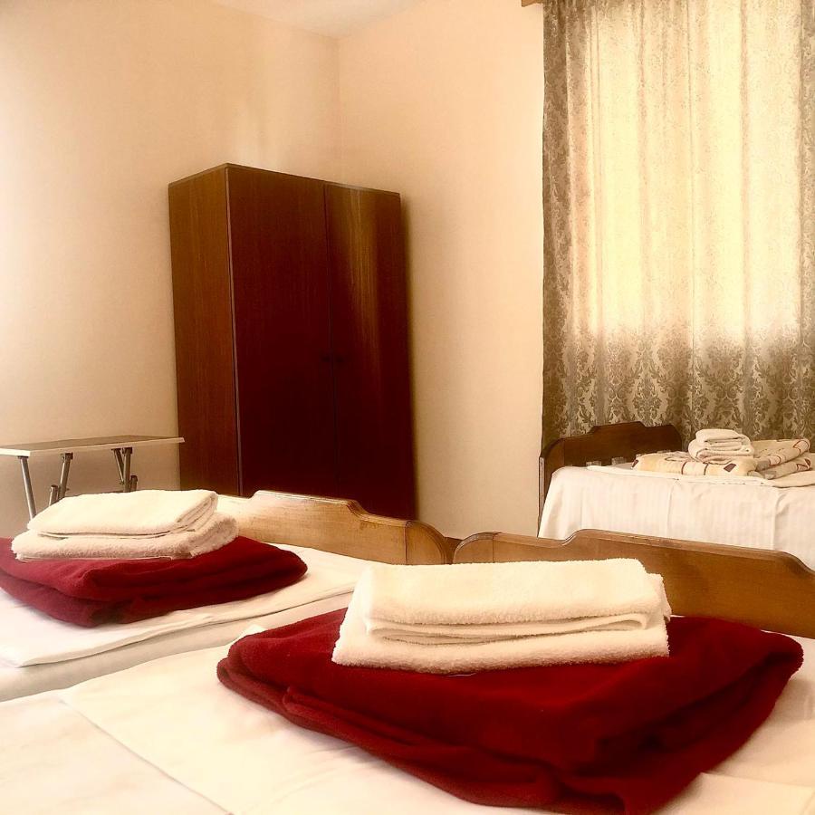 Nika Inn Kobuleti Ngoại thất bức ảnh