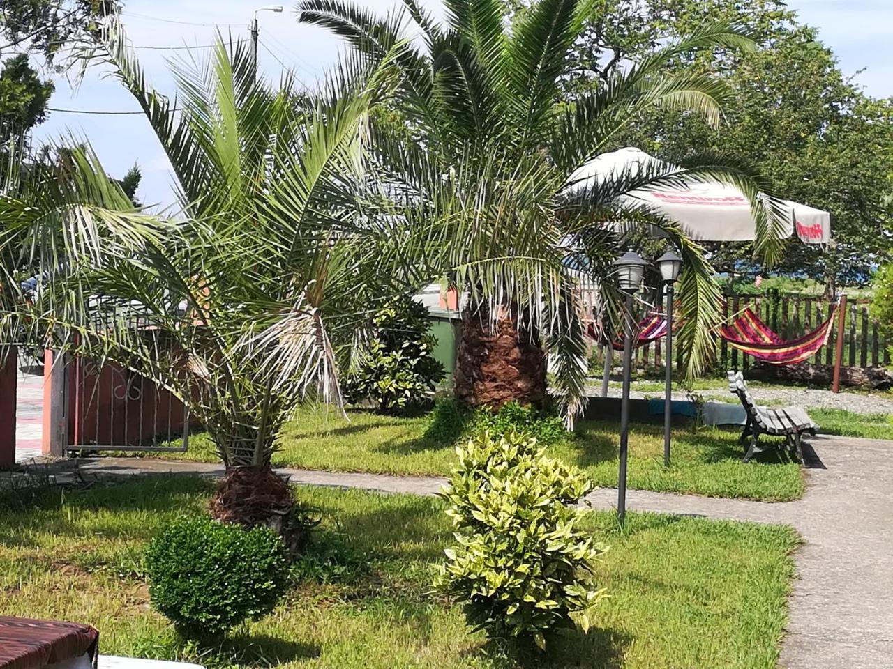 Nika Inn Kobuleti Ngoại thất bức ảnh