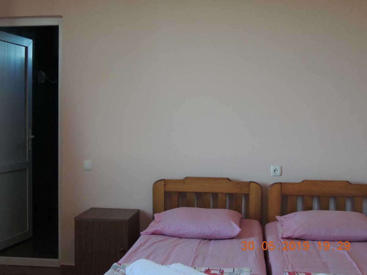 Nika Inn Kobuleti Ngoại thất bức ảnh