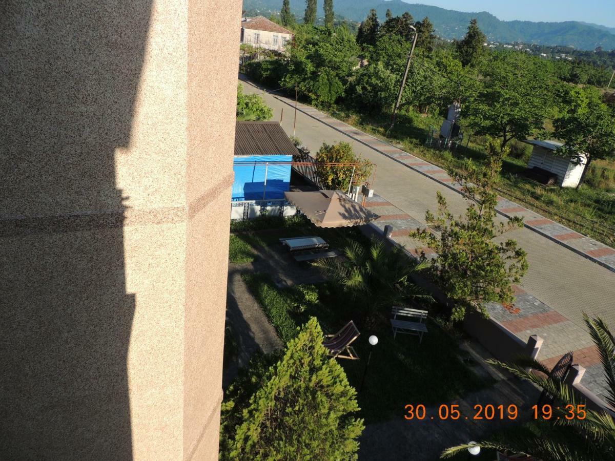 Nika Inn Kobuleti Ngoại thất bức ảnh